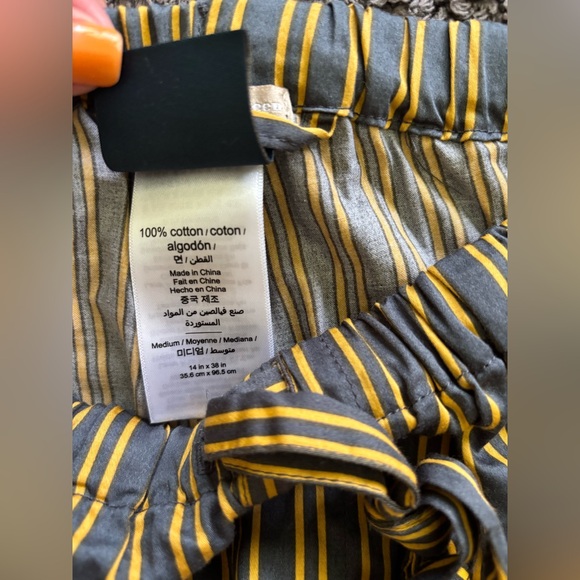 Harry Potter™ Hufflepuff™ House Pajama Set by Pottery Barn Teens - Picture 6 of 8